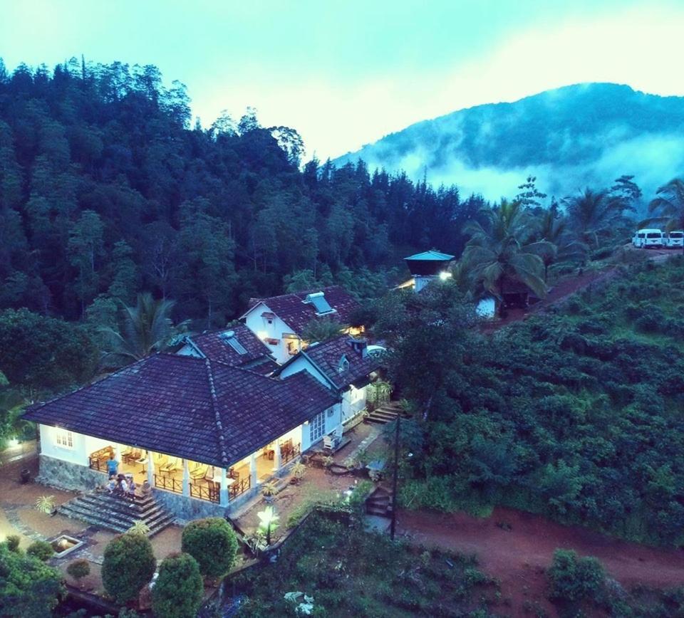 Jansen'S Bungalow Sinharaja Rainforest Retreat Kudawe Exterior photo